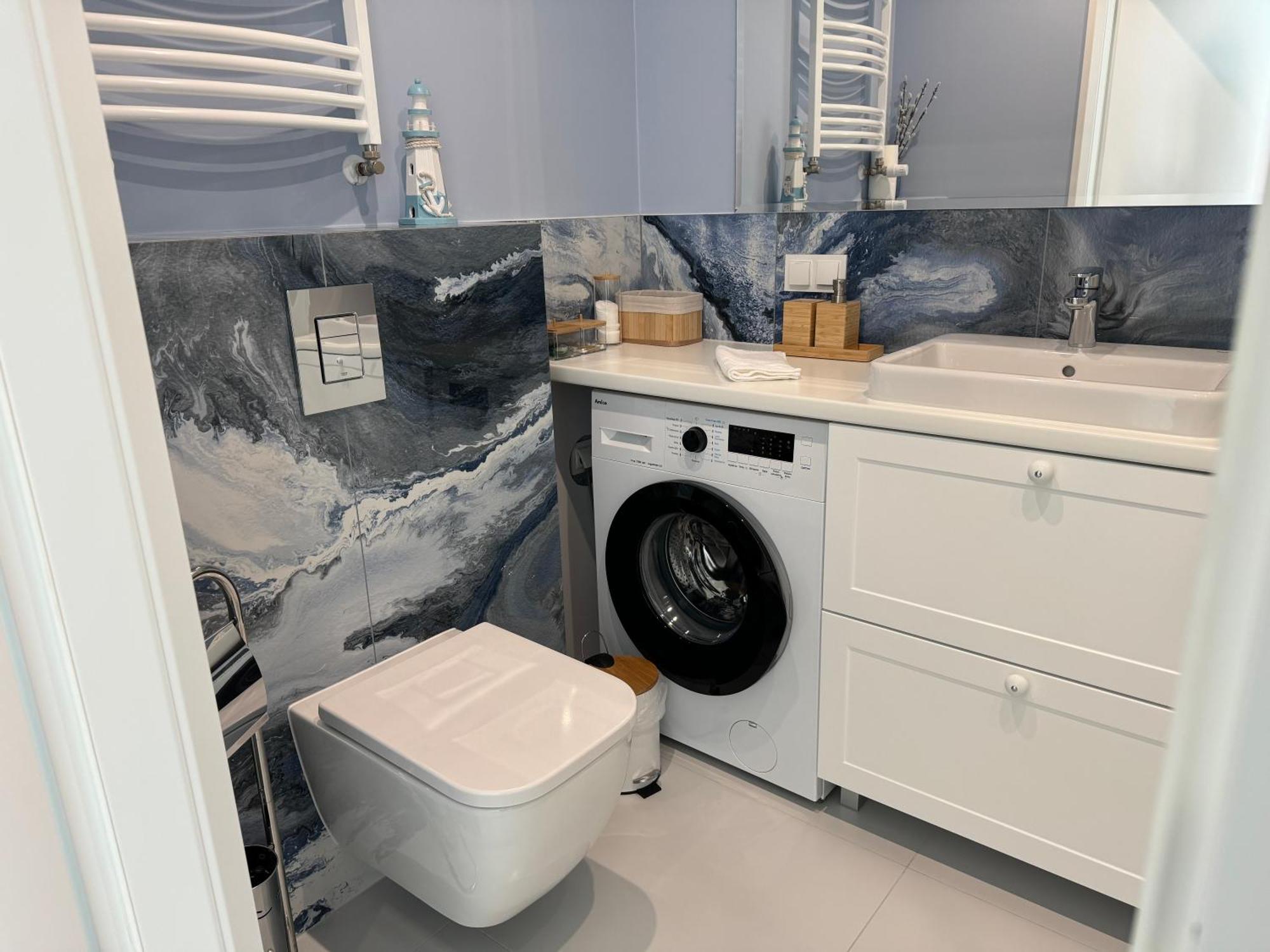 4Summer Kolobrzeg Apartamenty White Blue Sauna & Fitness & Parking 100 Metrow Do Pieknej Szerokiej Piaszczystej Plazy, Wspanialy Widok Z Duzego Tarasu! 100 Meter Zu Einem Schoenen Breiten Sandstrand, Herrliche Aussicht Von Einer Grossen Terrasse! Exterior foto
